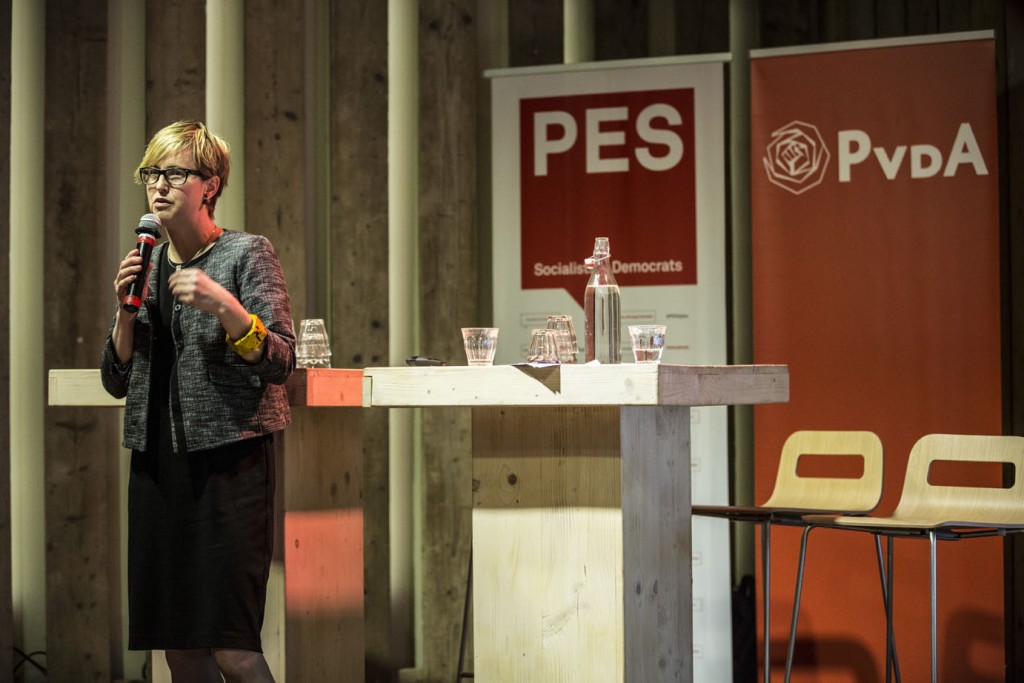 Den Haag 15-2-2016 PES vluchtelingen congres georganiseerd door PES en de PvdA. Foto Floren van Olden