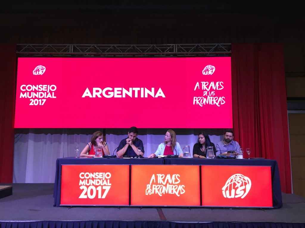 Ms Laffeber leading a panel discussion on internationalism and youth, with the participation of young people from all over Latin America. The debate focussed on reconnecting with young voters and activists of the Milennial generation.