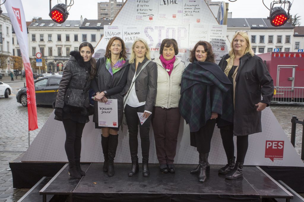 PES Women protest against violence against women in Brussels. Photo Credit © Delmi Álvarez