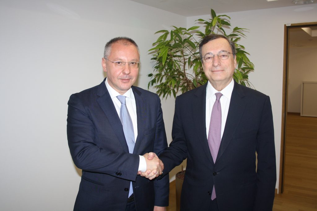 PES president Sergei Stanishev meets ECB Mario Draghi president to urge sustainable and fair economic policy